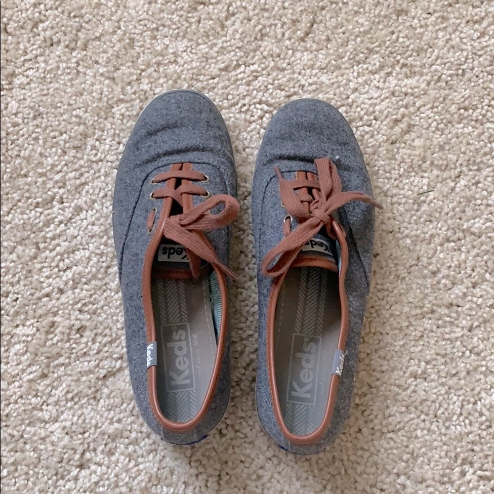 Keds wool shoes size 5